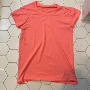 Lululemon swiftly tech short sleeve